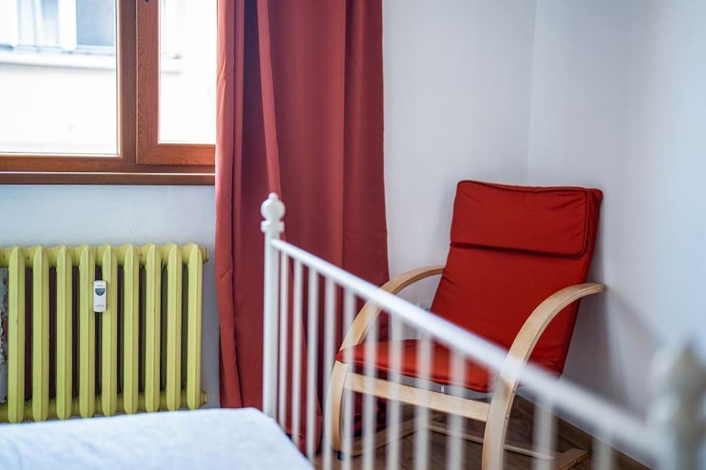 Central Apartment 2Bd Next To Vitosha Bul. 소피아 외부 사진